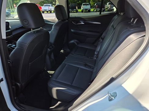 Used 2024 Buick Envision Preferred AWD/4WD image 11