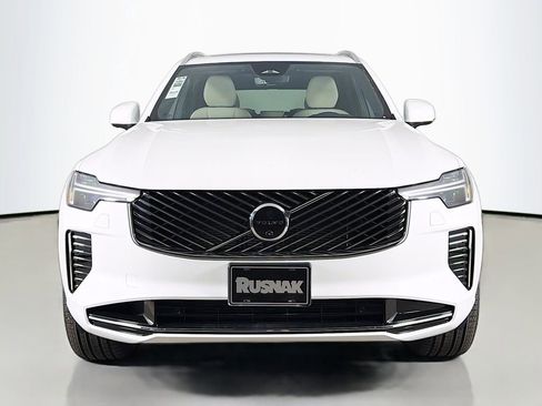 New 2026 Volvo XC90 T8 Plus w/ Protection Package Premier AWD/4WD image 2