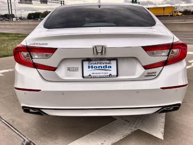 Used 2019 Honda Accord Touring image 6