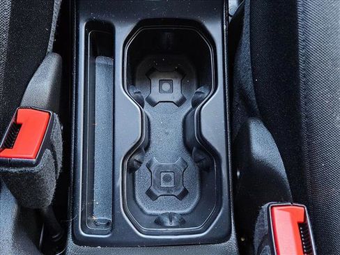 Used 2023 Jeep Renegade Latitude image 11