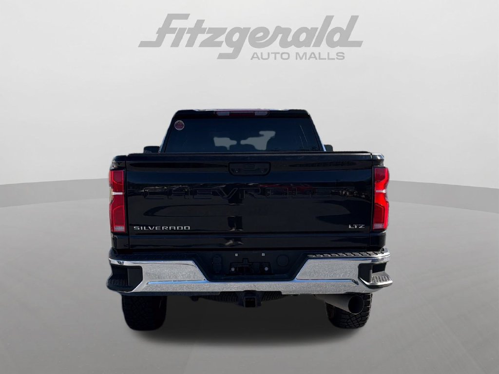 Used 2024 Chevrolet Silverado 2500 LTZ AWD/4WD image 7