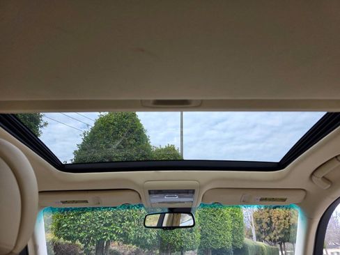 Used 2010 Lexus LS 460 image 28