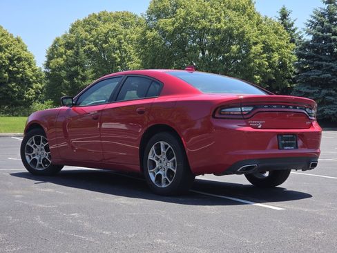 Used 2015 Dodge Charger SXT AWD/4WD image 17