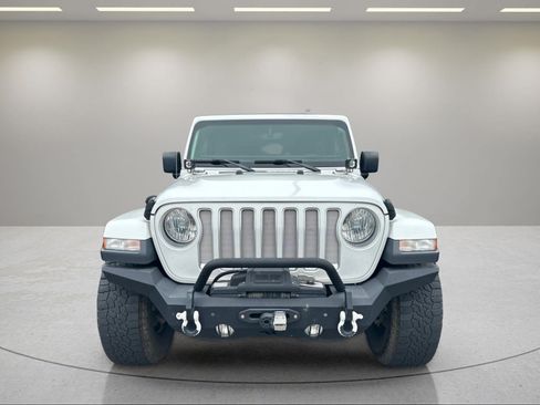Used 2019 Jeep Wrangler Unlimited Sahara AWD/4WD image 6