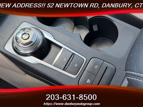 Used 2020 Ford Escape SE AWD/4WD image 24