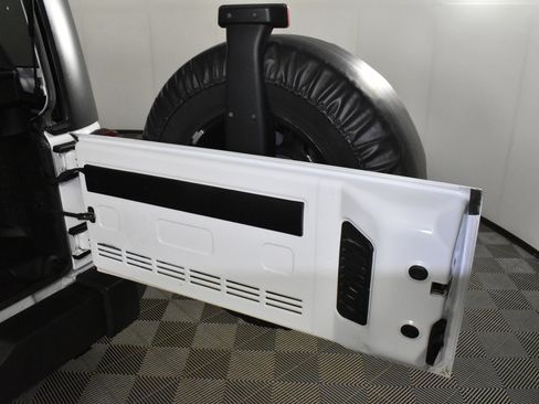 Used 2017 Jeep Wrangler Unlimited Sport w/ Quick Order Package 24S image 48