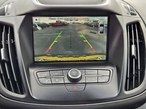 Used 2018 Ford Escape SEL image 15