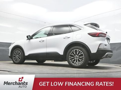 Used 2023 Ford Escape Active w/ Tech Pack #1 AWD/4WD image 43