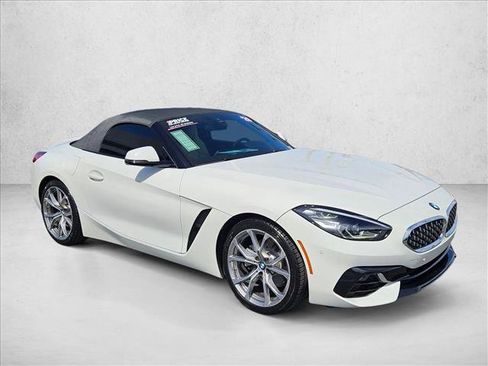 Used 2020 BMW Z4 sDrive30i w/ Premium Package RWD image 3