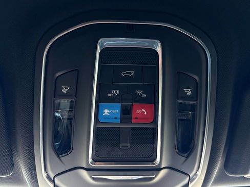 New 2026 Jeep Grand Cherokee L 2WD image 15