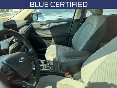 Used 2020 Ford Escape SE FWD image 3