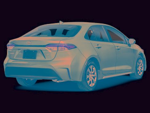 Used 2025 Toyota Corolla LE FWD image 2