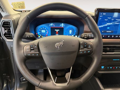 Used 2025 Ford Bronco Sport Outer Banks w/ Outer Banks Tech Package+ image 15