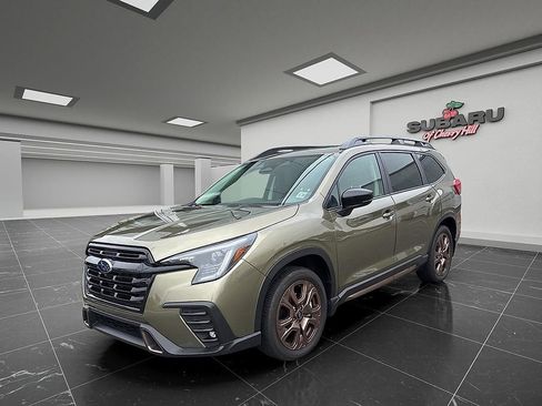 Certified 2025 Subaru Ascent Bronze Edition w/ Popular Package #2 image 10