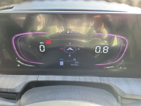 Certified 2023 Kia Telluride EX w/ EX Captain's Chair Package image 27