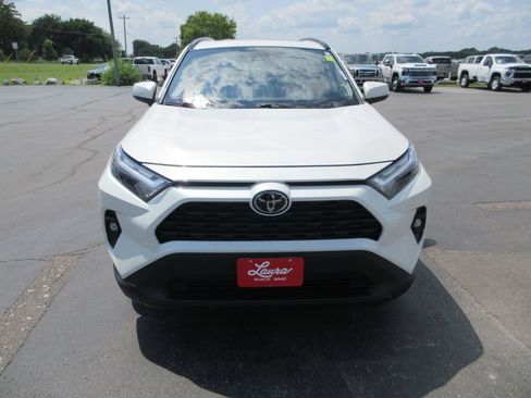 Used 2022 Toyota RAV4 XLE Premium AWD/4WD image 13