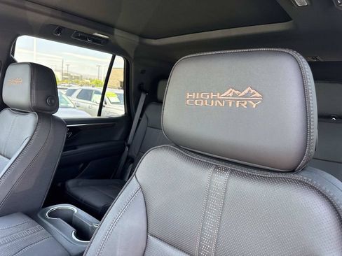 Used 2026 Chevrolet Tahoe High Country RWD image 23
