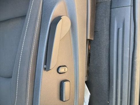 Used 2019 GMC Canyon SLE w/ SLE Convenience Package AWD/4WD image 7