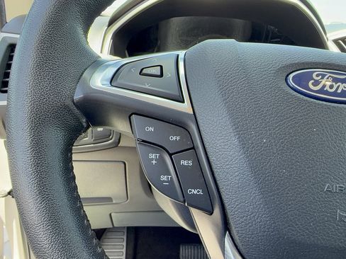 Certified 2019 Ford Edge SEL w/ Equipment Group 201A AWD/4WD image 26