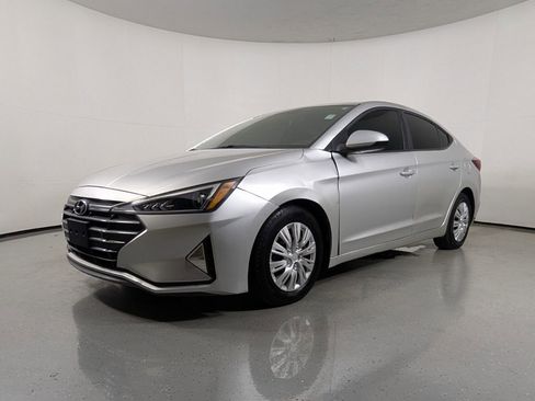Used 2019 Hyundai Elantra SE w/ Cargo Package image 3