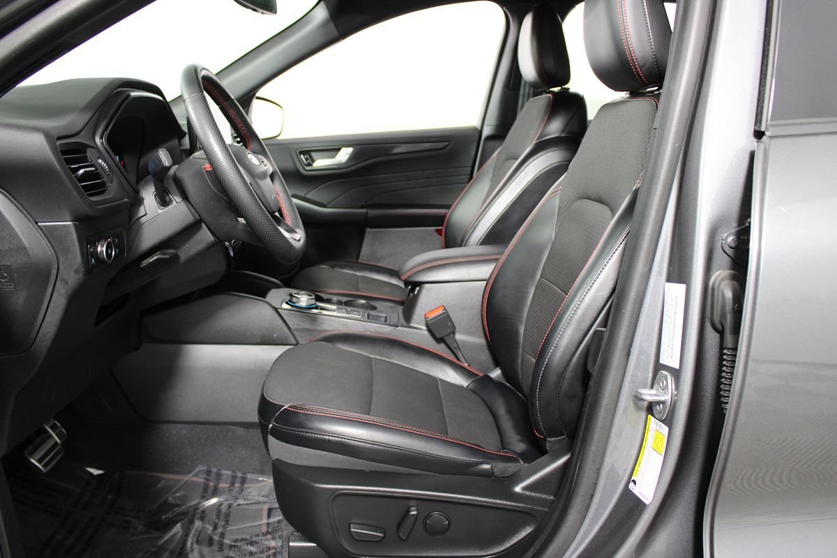 Used 2023 Ford Escape ST-Line Select w/ Tech Pack #1 AWD/4WD image 10