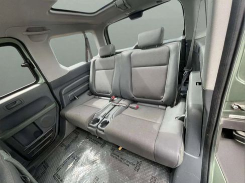 Used 2004 Honda Element EX image 11