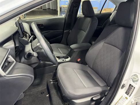 Used 2023 Toyota Corolla LE image 15
