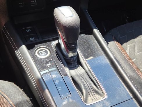 Used 2022 Nissan Kicks SR w/ Interior Electronics Package FWD image 25
