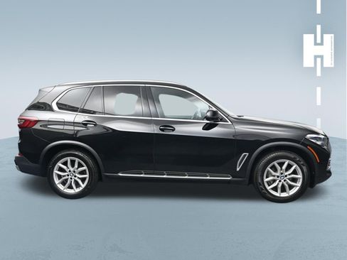 Used 2023 BMW X5 xDrive40i w/ Premium Package AWD/4WD image 3
