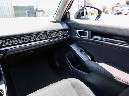 Certified 2024 Honda Civic EX image 6