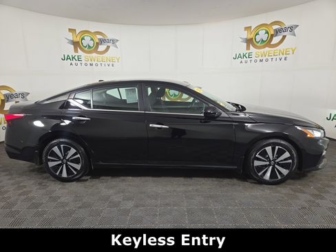 Used 2022 Nissan Altima 2.5 SV image 9