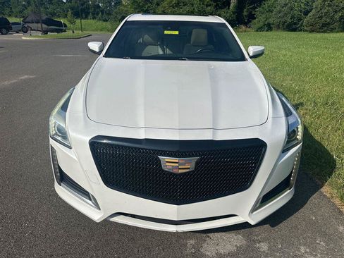 Used 2017 Cadillac CTS Luxury RWD image 2