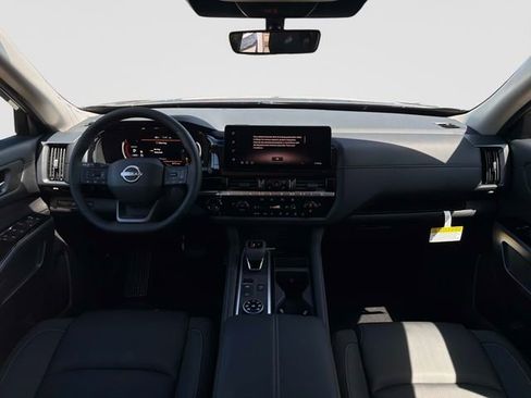 New 2026 Nissan Pathfinder SL AWD/4WD image 18