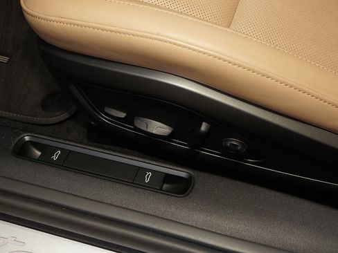 Used 2023 Porsche 911 Targa 4S image 30