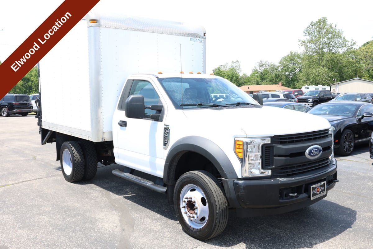 Used 2017 Ford F450 XL RWD image 1