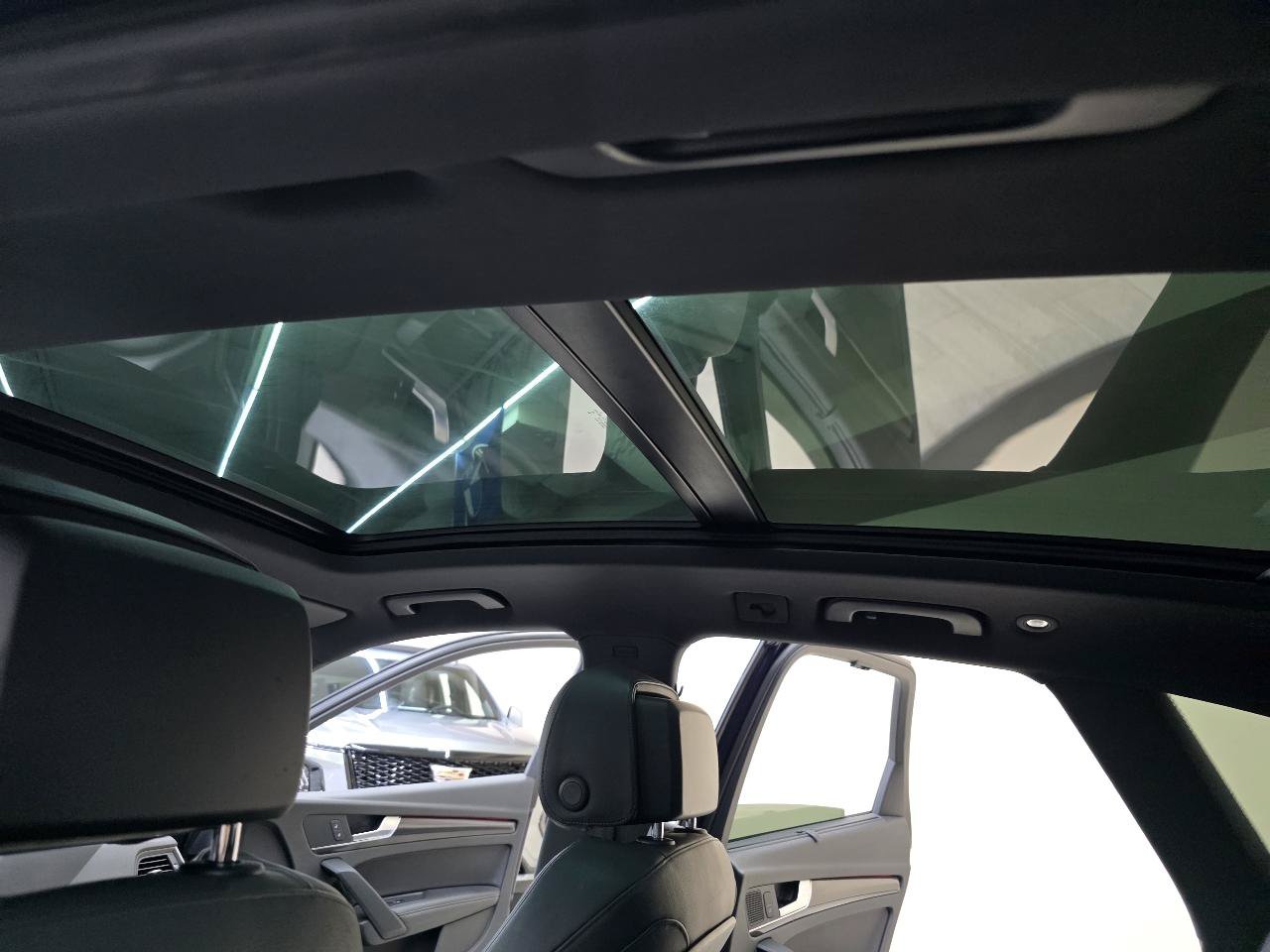 Used 2018 Audi SQ5 Prestige AWD/4WD image 40