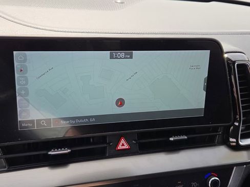 Used 2024 Kia Sportage EX image 12