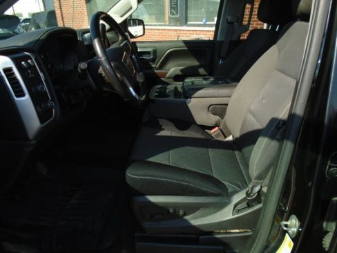 Used 2016 GMC Sierra 1500 SLE w/ SLE Value Package image 11