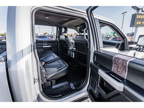 Used 2019 Ford F250 Lariat w/ Lariat Value Package image 26