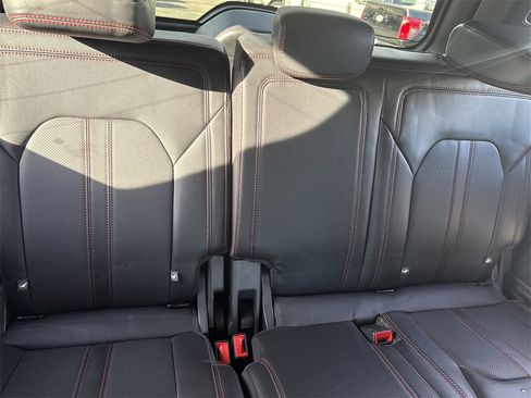 Used 2023 Ford Expedition Limited image 16