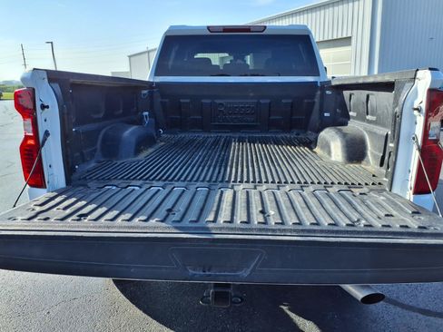 Used 2025 Chevrolet Silverado 2500 LT w/ Convenience Package AWD/4WD image 22