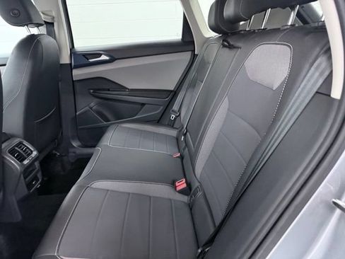 Used 2024 Volkswagen Taos SE FWD image 24
