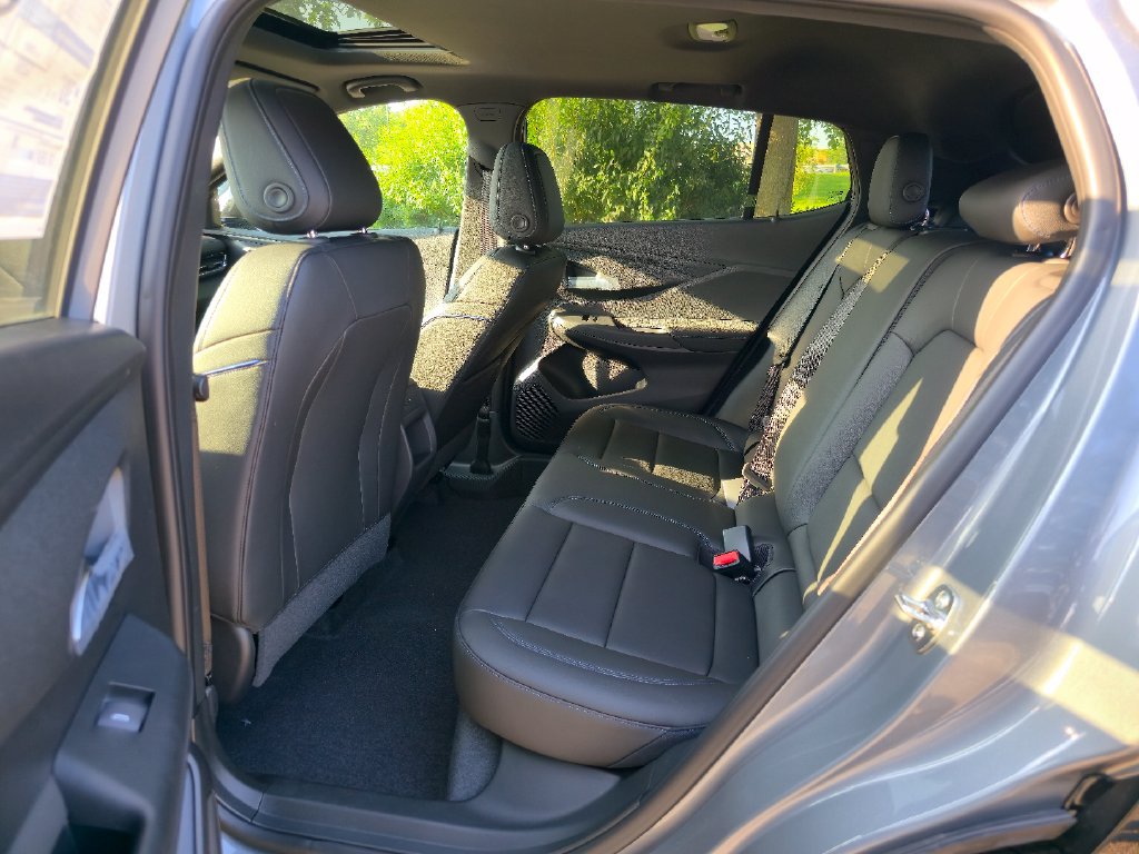 New 2026 Buick Envista Sport Touring w/ Convenience I Package FWD image 25