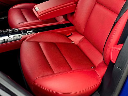 Used 2015 Porsche Panamera S image 82