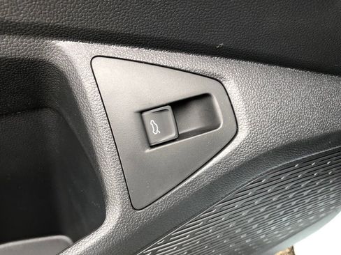 New 2026 Volkswagen Jetta SEL image 12