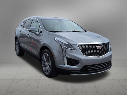 Used 2025 Cadillac XT5 Premium Luxury image 8