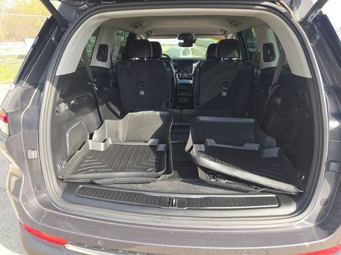 Certified 2021 Jeep Grand Cherokee L Limited w/ Trailer Tow Group (B) AWD/4WD image 15