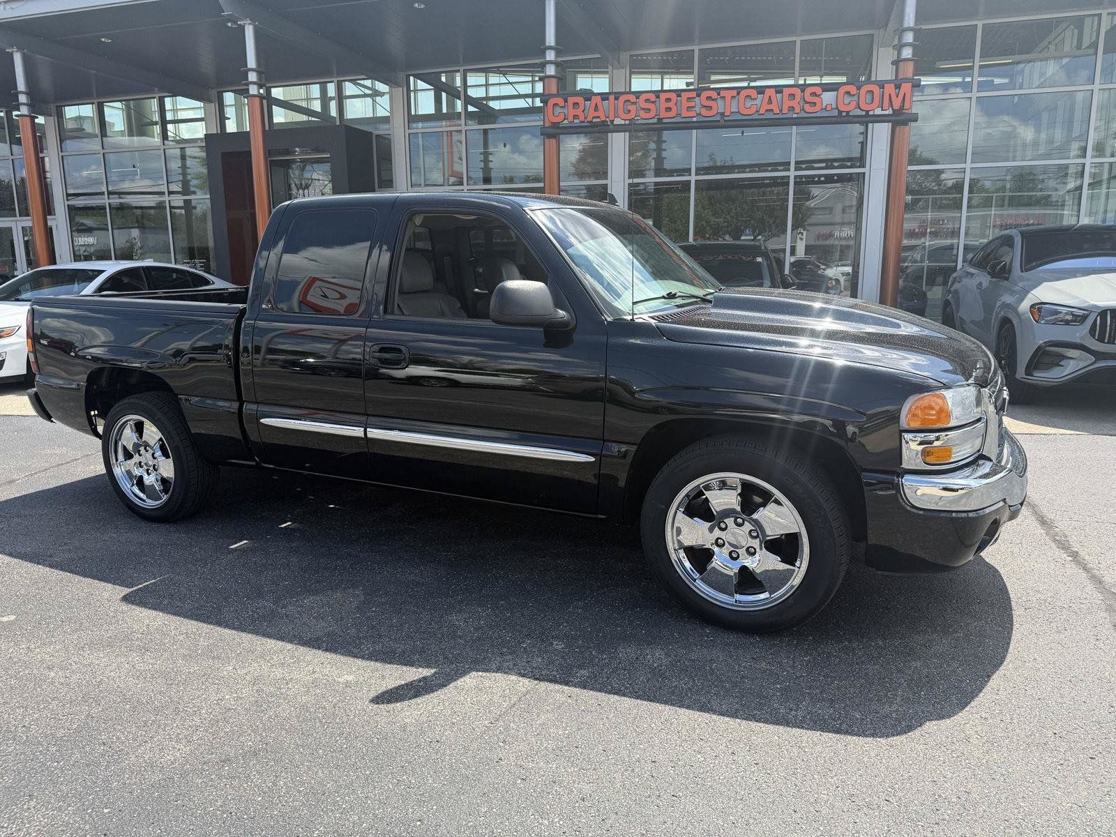 Used 2006 GMC Sierra 1500 SLT w/ Sierra Special Edition RWD image 9