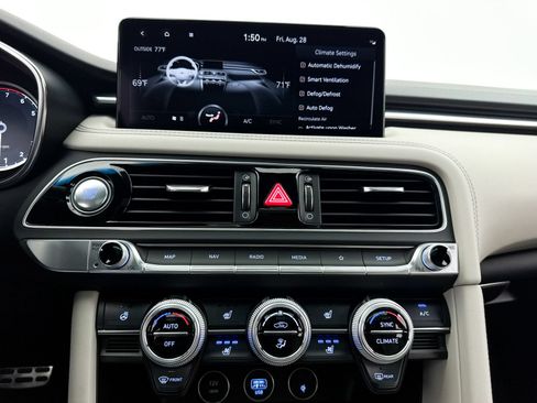 Used 2023 Genesis G70 3.3T w/ Sport Prestige Package RWD image 26