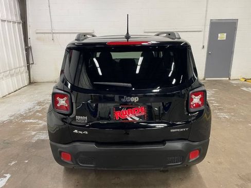 Used 2017 Jeep Renegade Sport w/ Power & Air Group AWD/4WD image 9